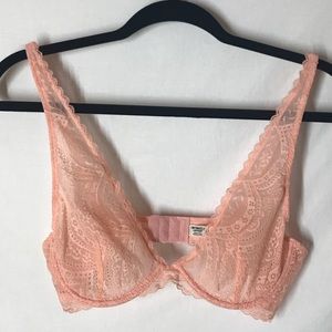 New! Intimately Free People Lace Plunge Bra 34B